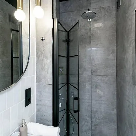 Nowy, Elegancki W Okolicy Pge Narodowy