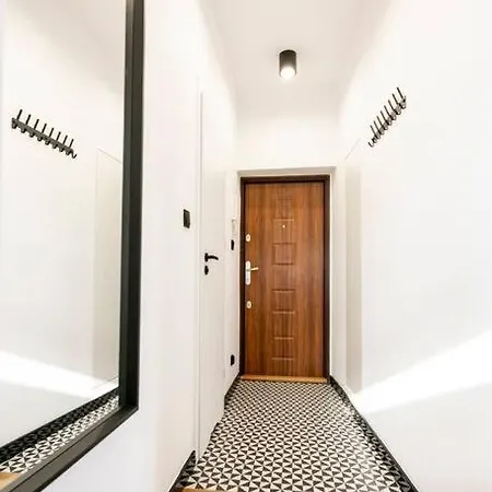 Nowy, Elegancki W Okolicy Pge Narodowy