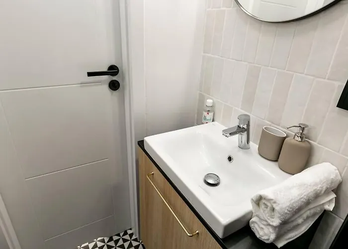 Apartment Nowy, Elegancki W Okolicy Pge Narodowy *