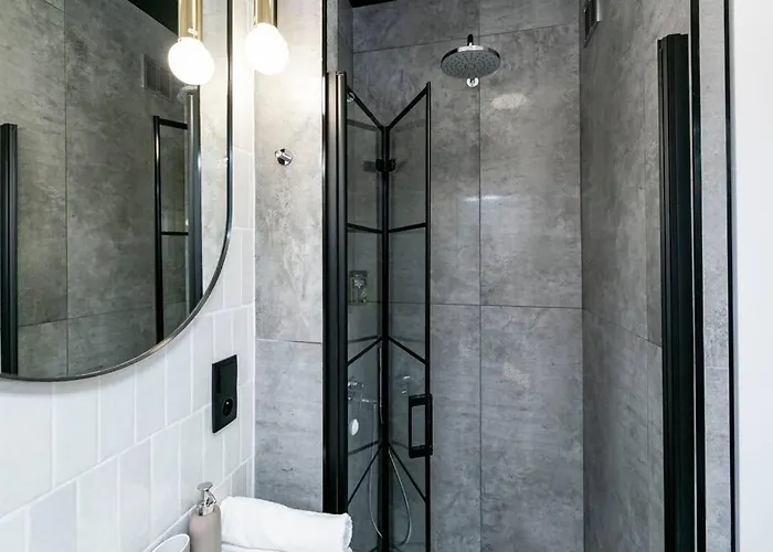 Nowy, Elegancki W Okolicy Pge Narodowy